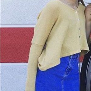 Urban yellow sweater